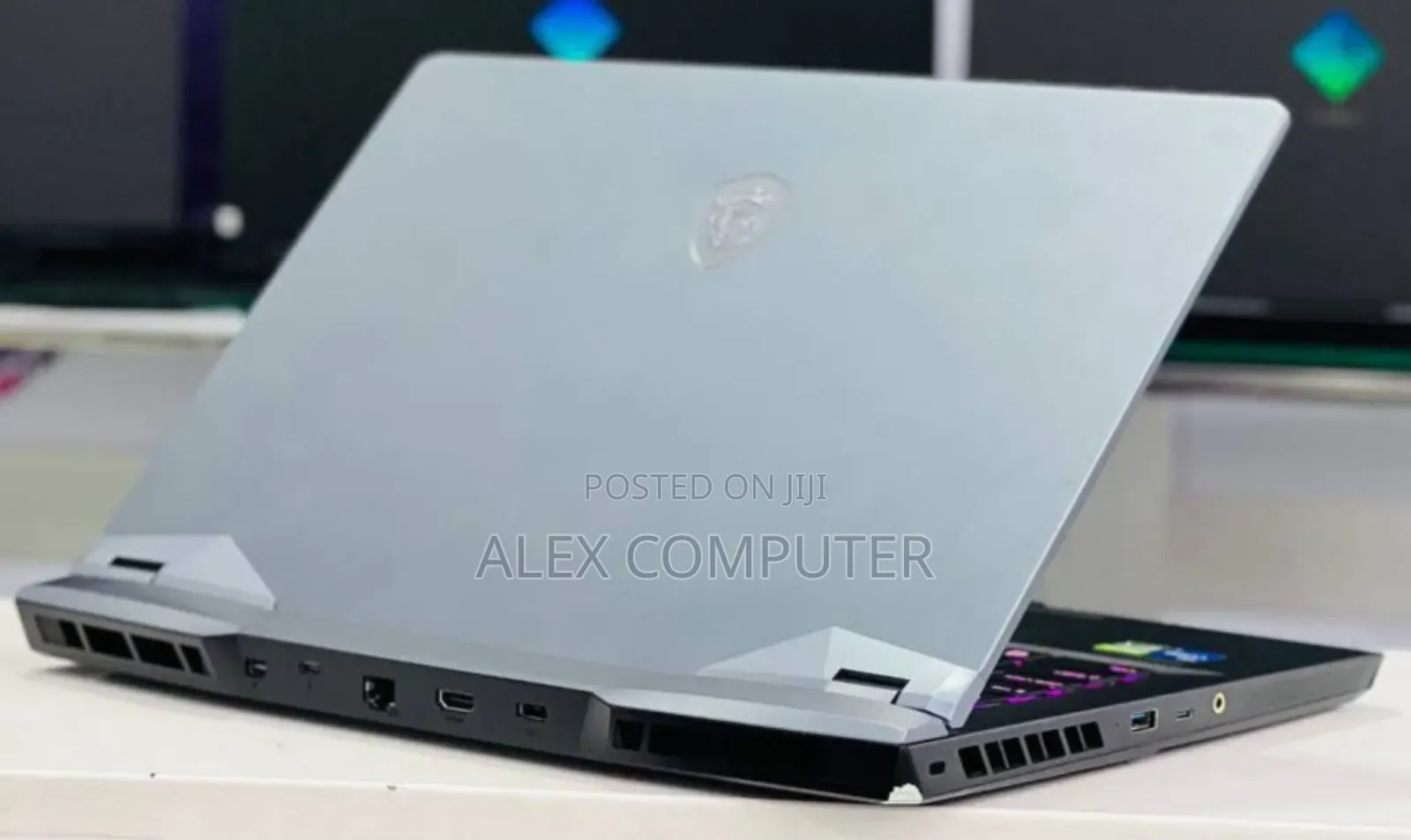 New Laptop MSI GE66 Raider 16GB Intel Core I7 SSD 1T