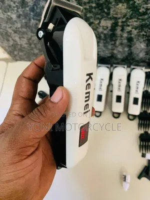 Kemei Rechargeable HAIR CLIPPER