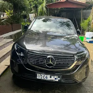 Mercedes-Benz E400 2023 Black