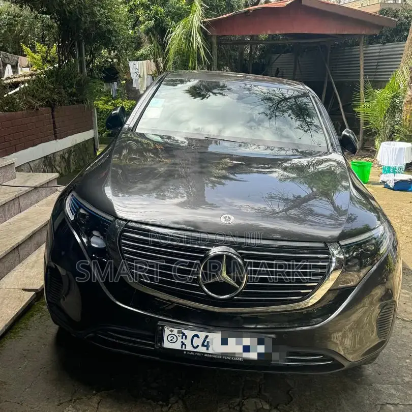 Mercedes-Benz E400 2023 Black