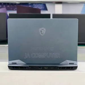 New Laptop MSI GE66 Raider 16GB Intel Core I7 SSD 1T