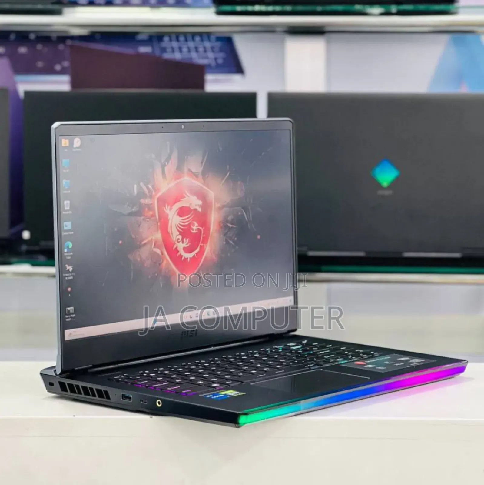 New Laptop MSI GE66 Raider 16GB Intel Core I7 SSD 1T