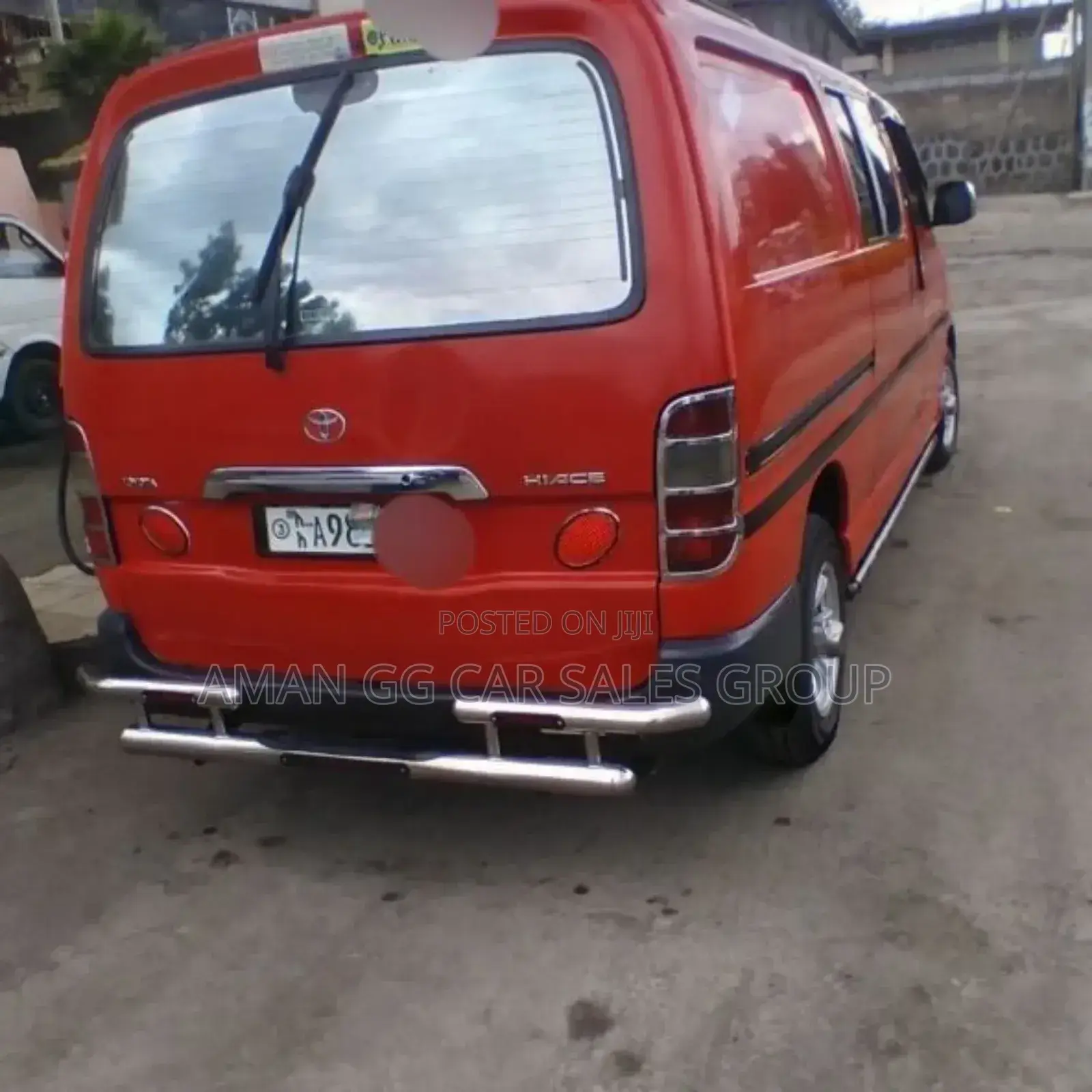 Toyota HiAce 2006 Red