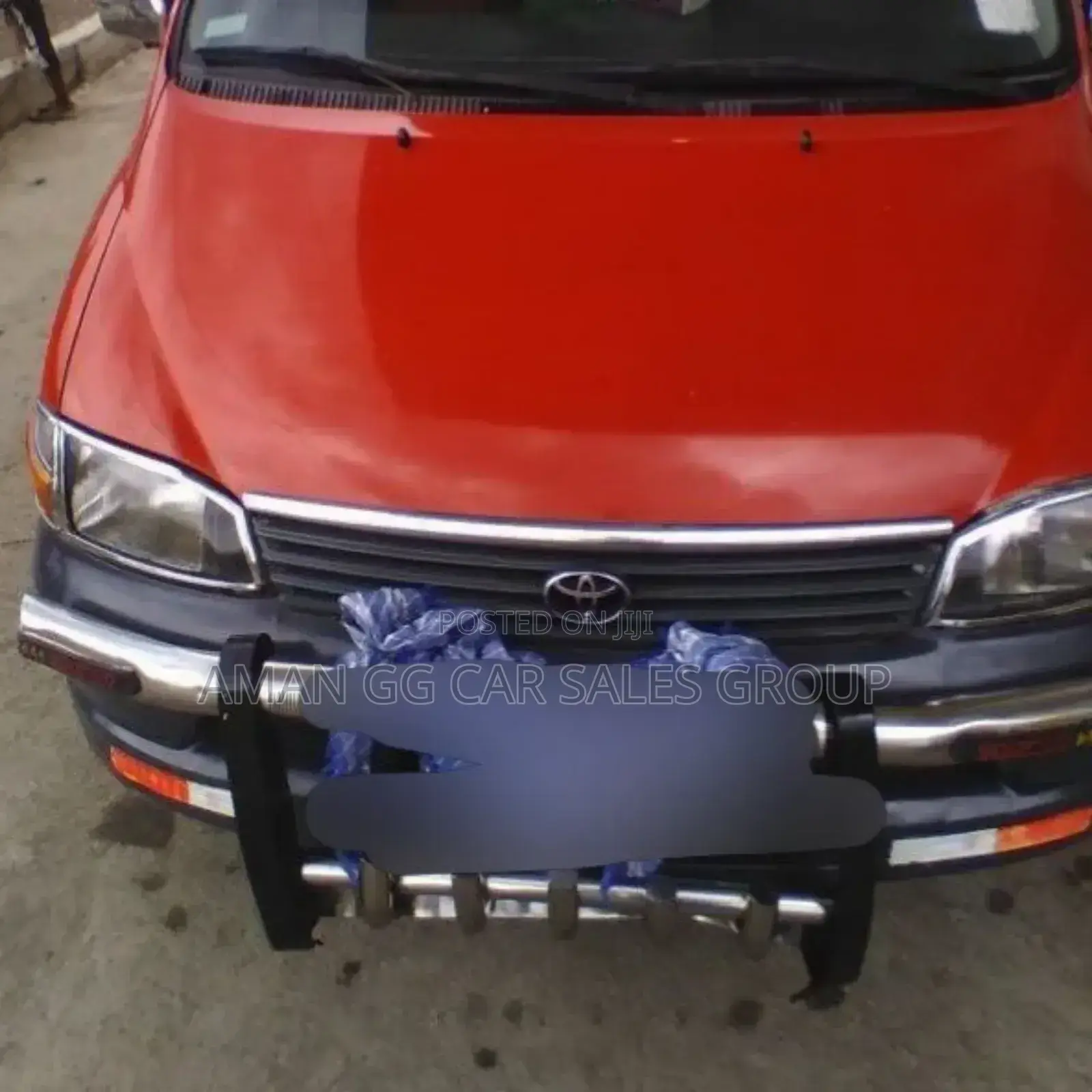 Toyota HiAce 2006 Red