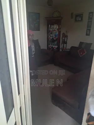 Photo - 1bdrm Condo in Sumit Ccondominium, Bole for sale