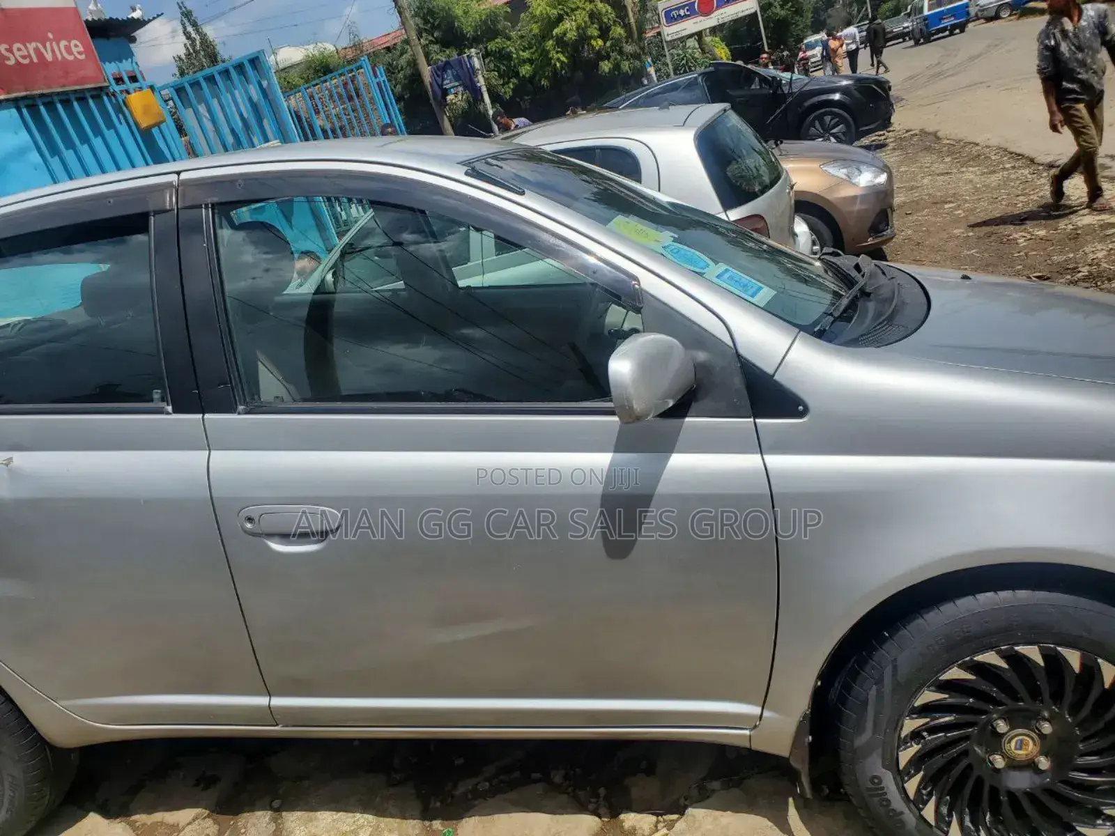 Toyota Platz 2001 Silver