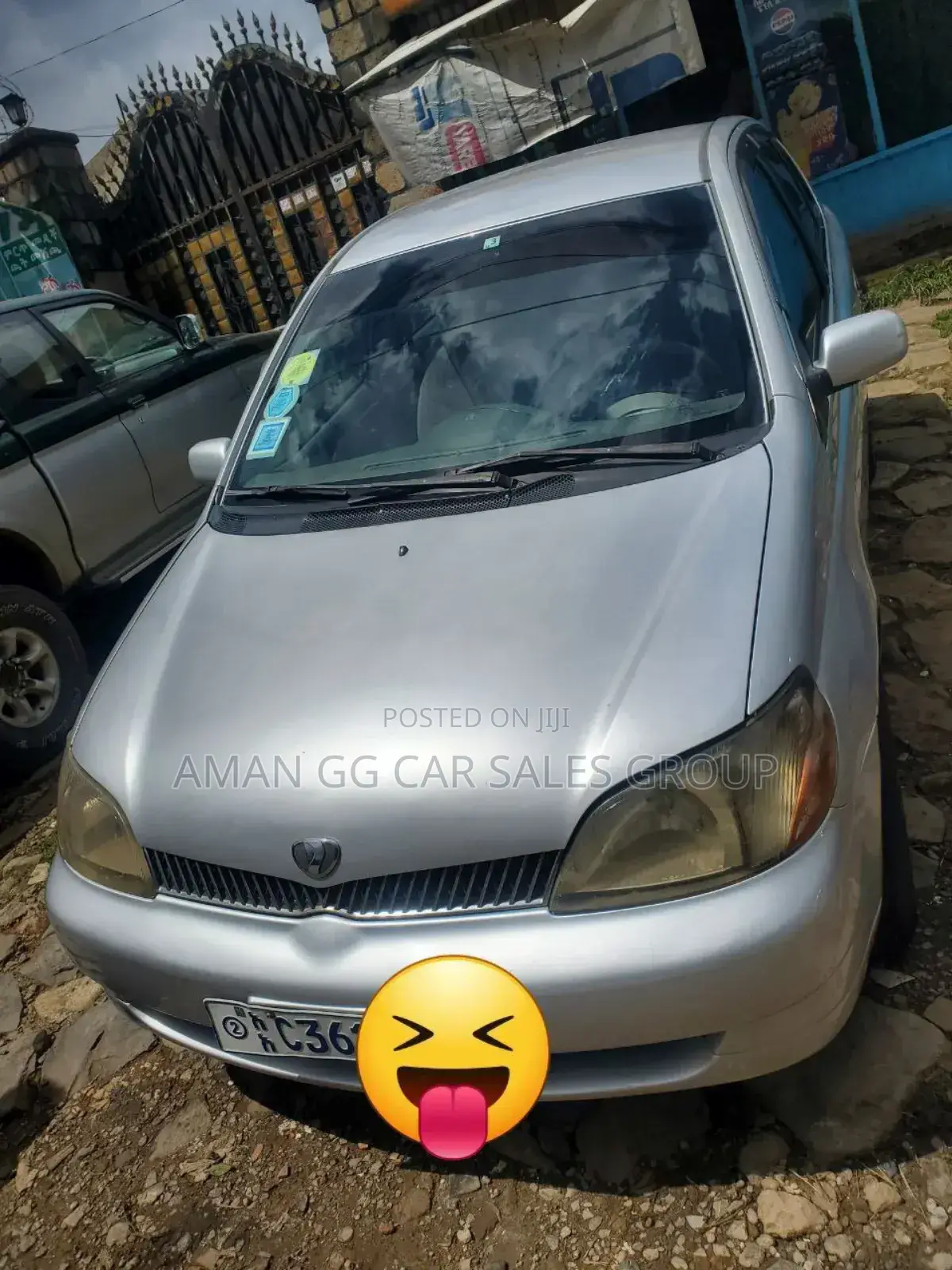 Toyota Platz 2001 Silver