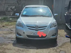 Toyota Yaris 2008 Silver
