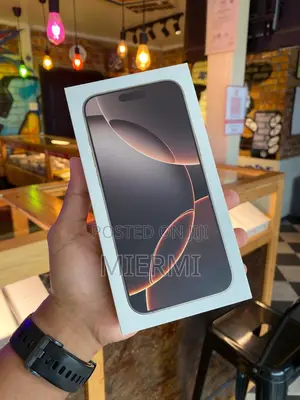 Photo - New Apple iPhone 16 Pro Max 256 GB Gold