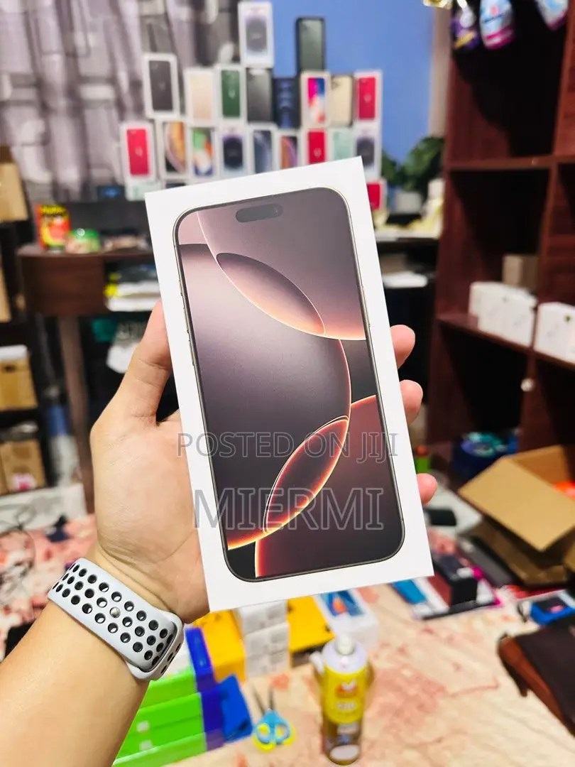 New Apple iPhone 16 Pro Max 256 GB Gold