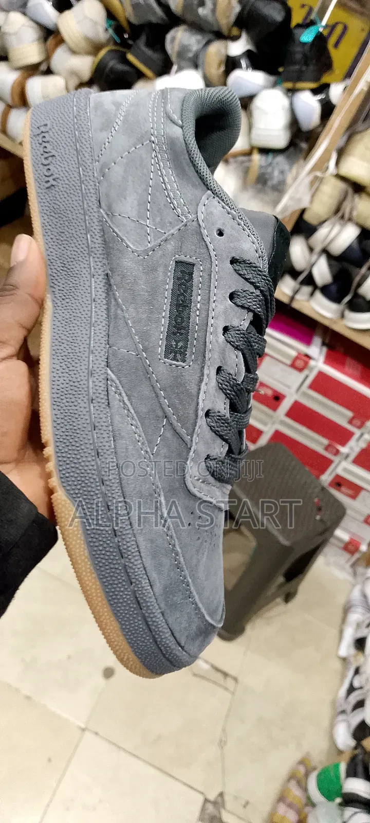 Reebok High Quality Sneaker for You