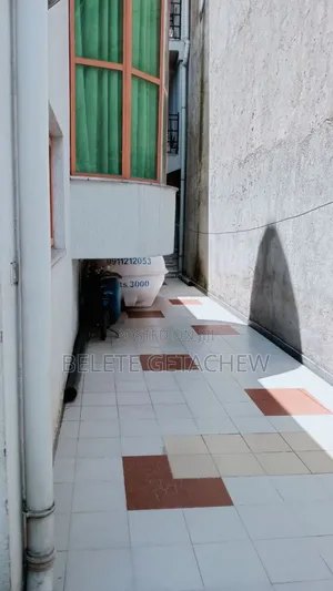 6bdrm House in Semit, G+1 Luxury, Bole for sale