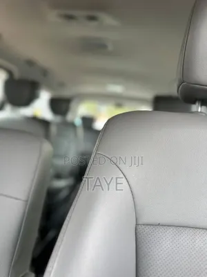 Hyundai Starex 2021 Silver