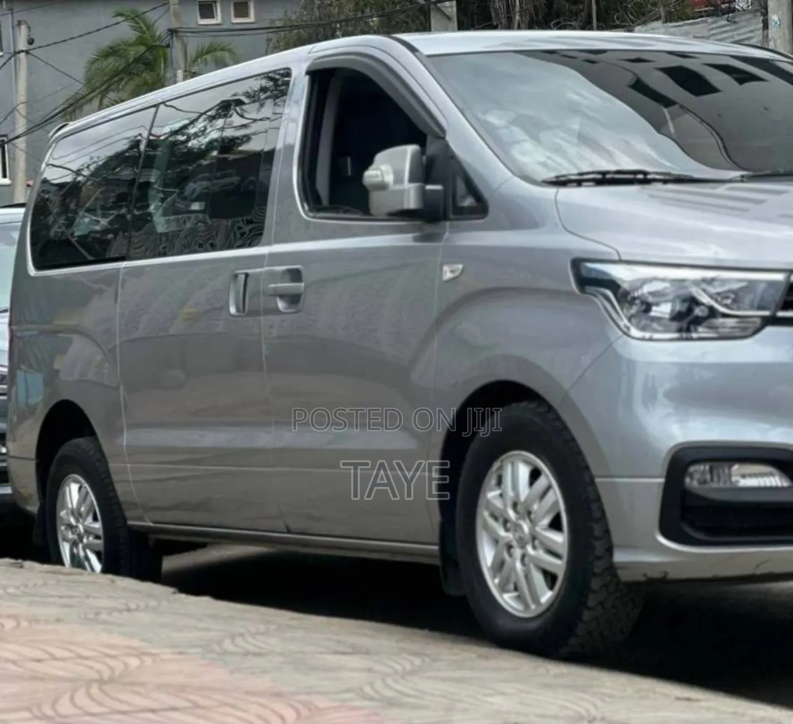 Hyundai Starex 2021 Silver