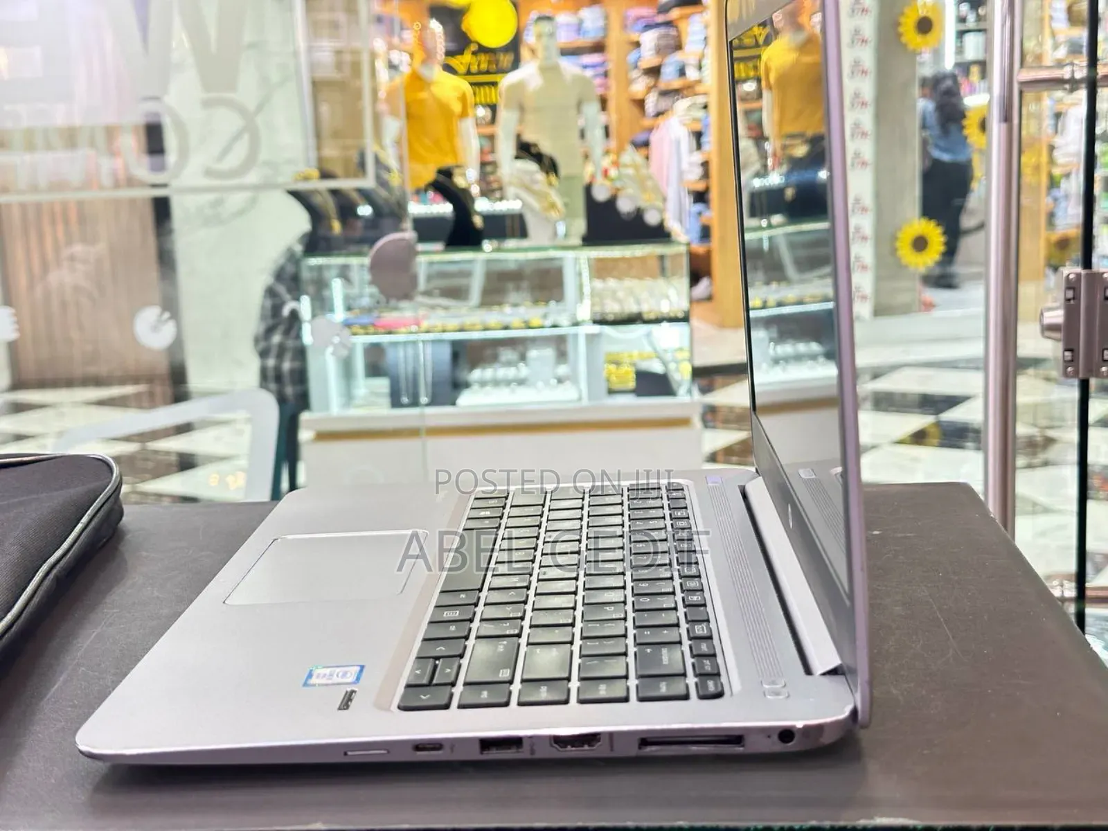 New Laptop HP EliteBook Folio 1040 G3 8GB Intel Core I5 SSD 512GB