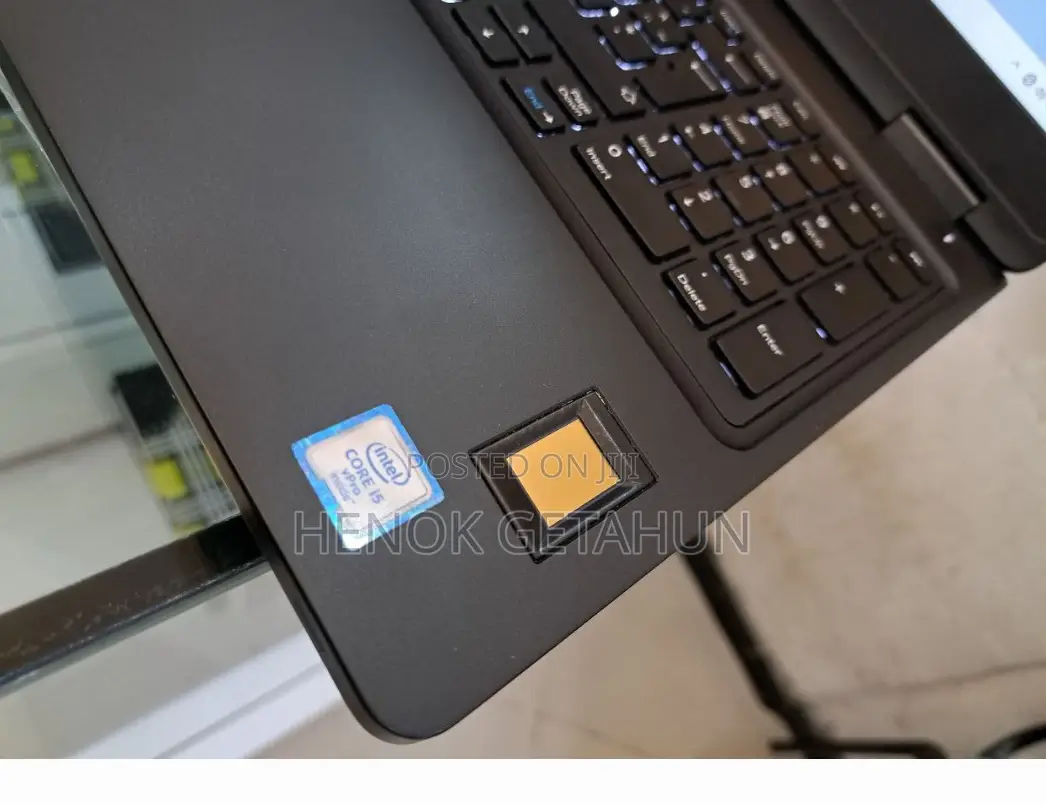 New Laptop Dell Latitude 5580 8GB Intel Core I5 SSD 512GB