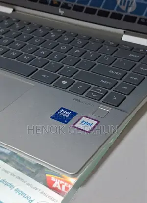 New Laptop HP Envy X360 16GB Intel Core I7 SSD 1T