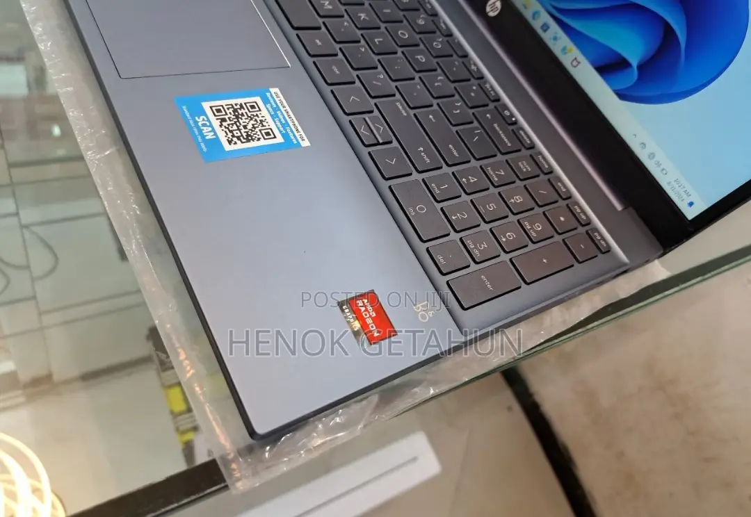 New Laptop HP Pavilion 15 8GB AMD Ryzen 5 SSD 512GB