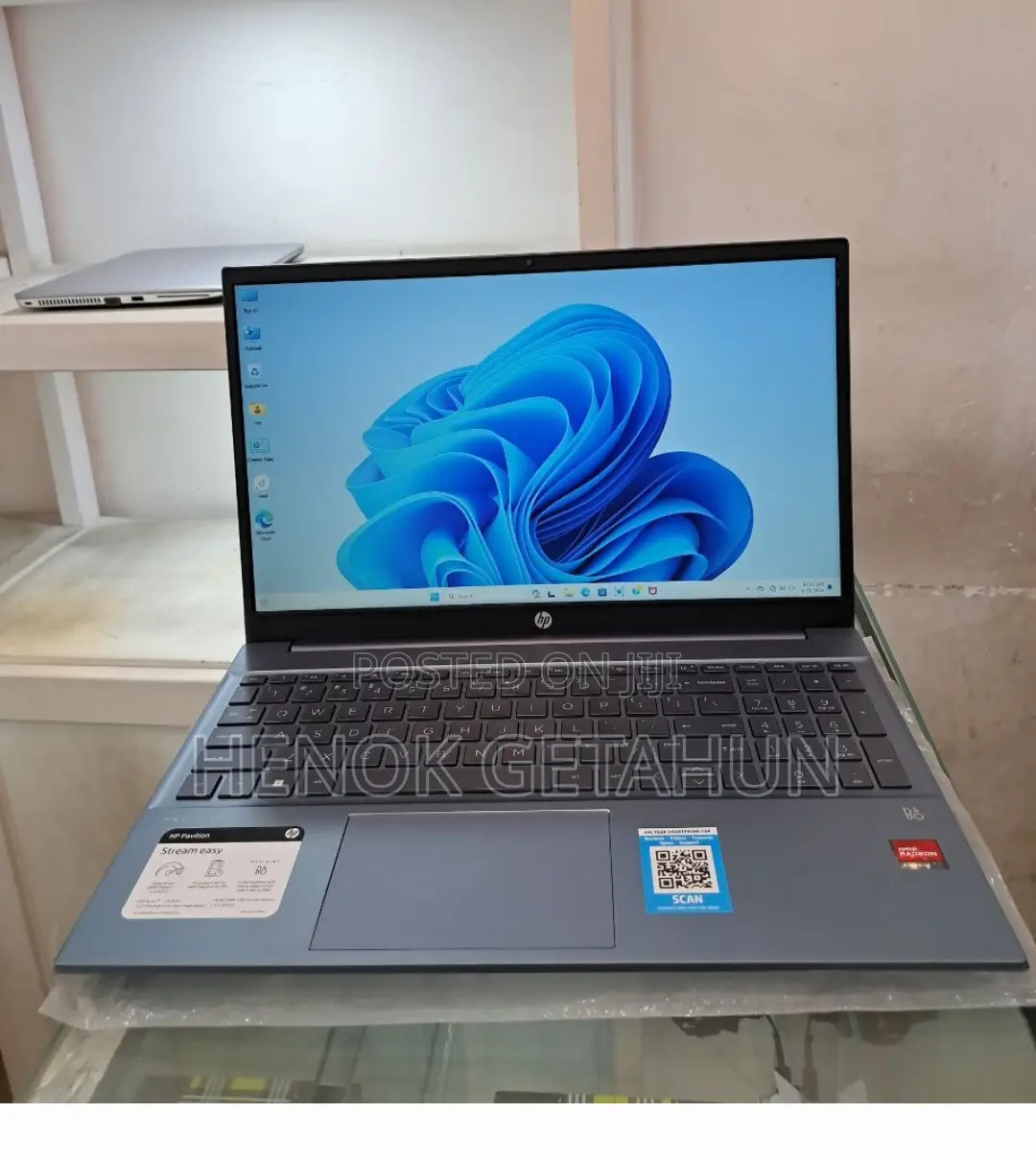 New Laptop HP Pavilion 15 8GB AMD Ryzen 5 SSD 512GB