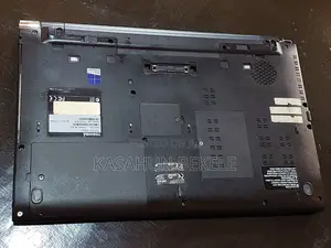 Laptop Toshiba Tecra R950 4GB Intel Core I5 HDD 500GB