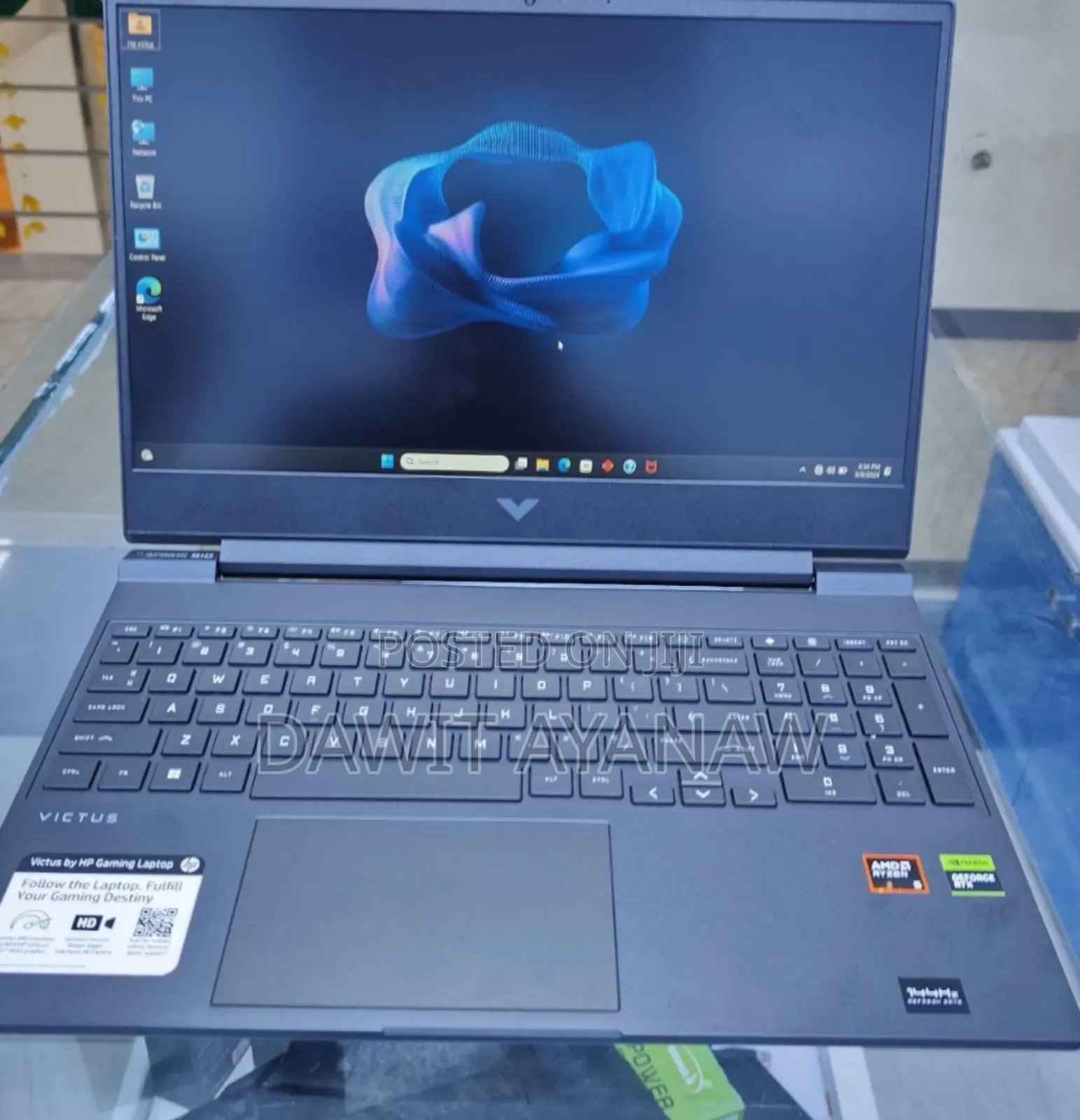 New Laptop HP 8GB AMD Ryzen 5 SSD 512GB