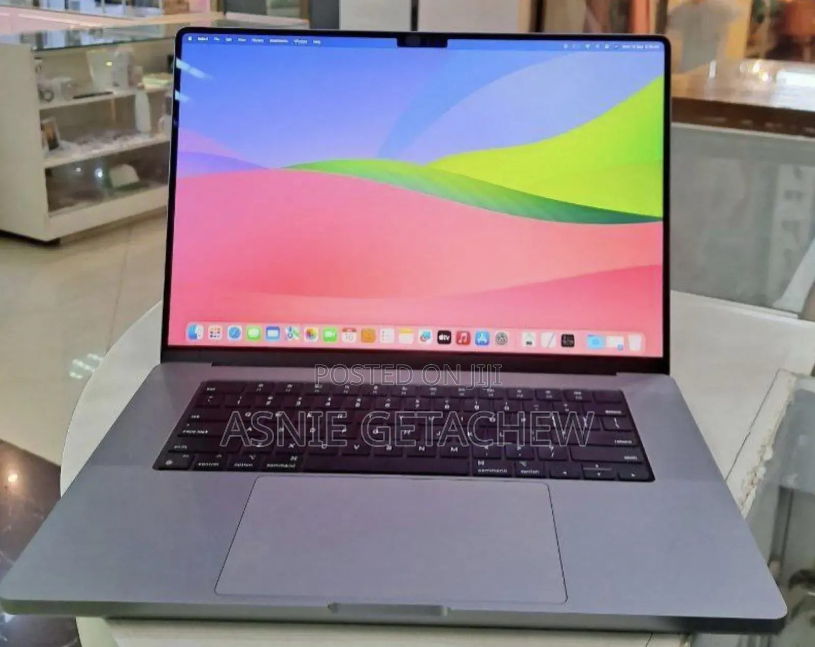 New Apple MacBook Pro 2023 M2 Pro 16-Inch 32GB Intel Core I7 SSD 512GB