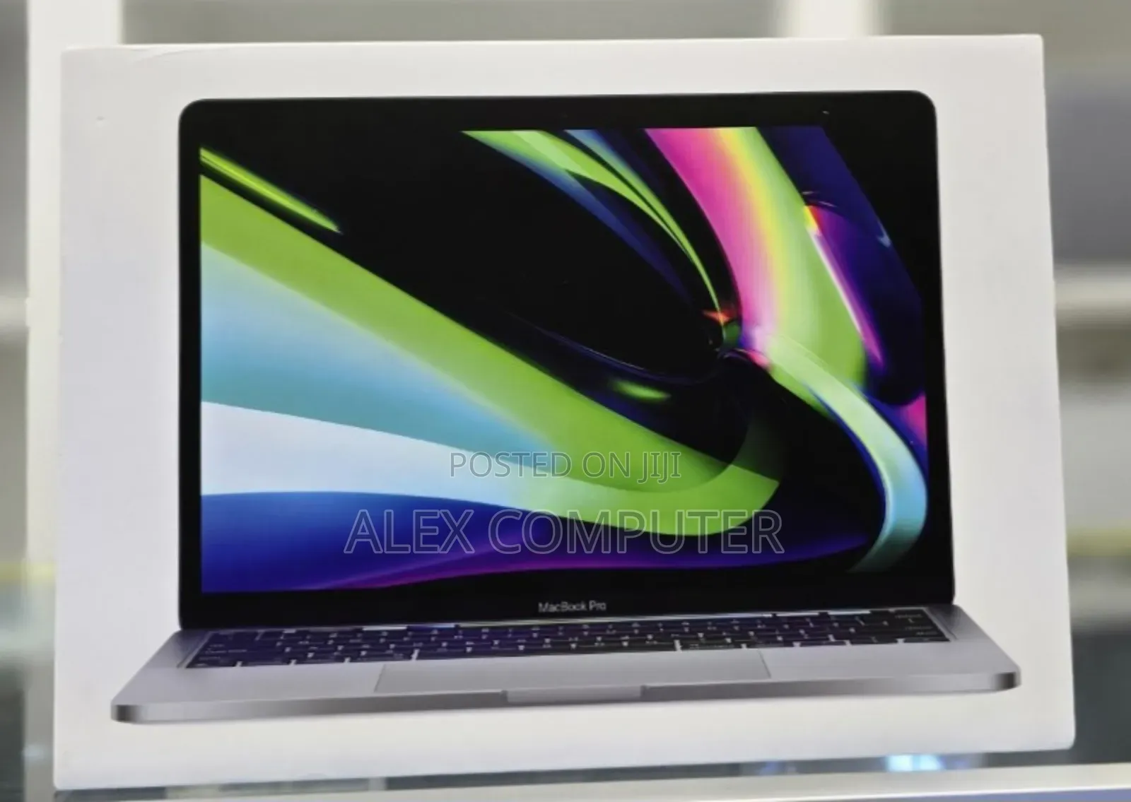 New Laptop Apple MacBook Pro 2023 M2 8GB Apple M2 SSD 256GB