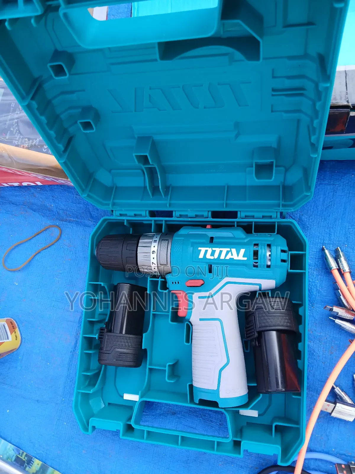 Charger Drill Total Tools እሁድ አንሰራም