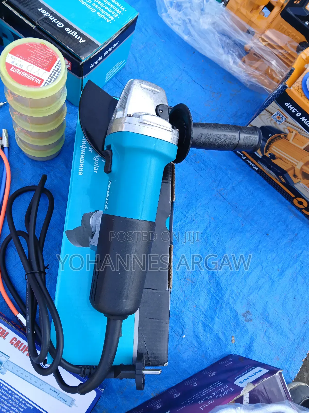 እሁድ አንሰራም Makita Grinder 840 Watt Tools