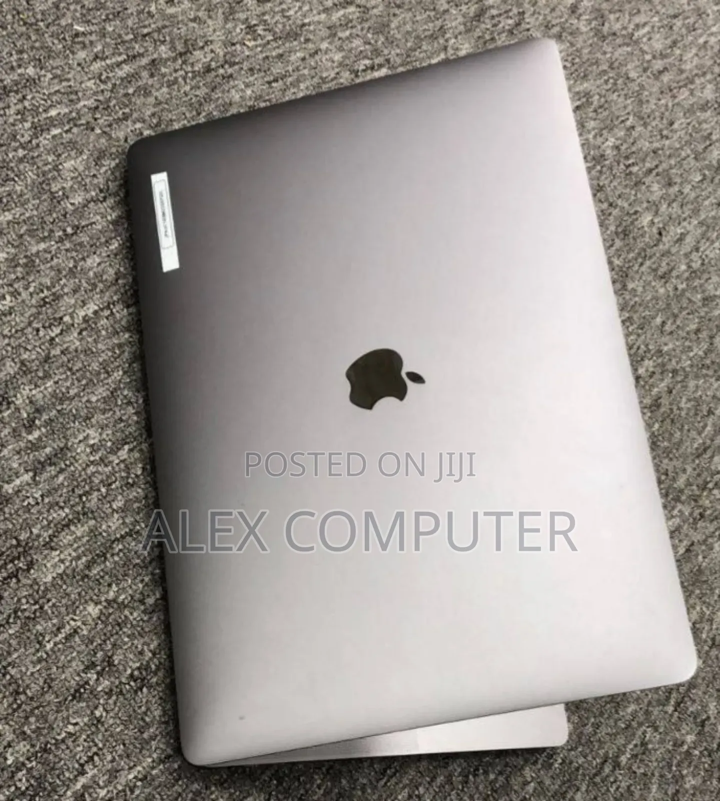 New Laptop Apple MacBook Pro 2019 16GB Intel Core i9 SSD 512GB
