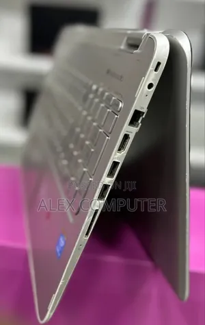 New Laptop HP Envy X360 8GB Intel Core I5 HDD 1T