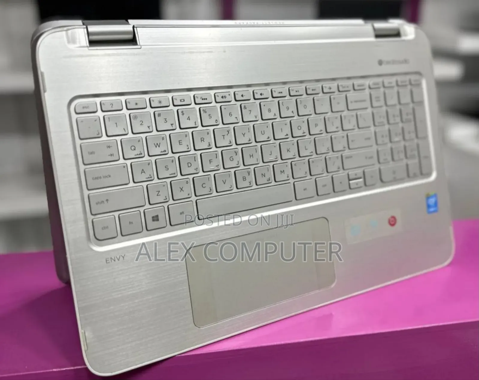 New Laptop HP Envy X360 8GB Intel Core I5 HDD 1T