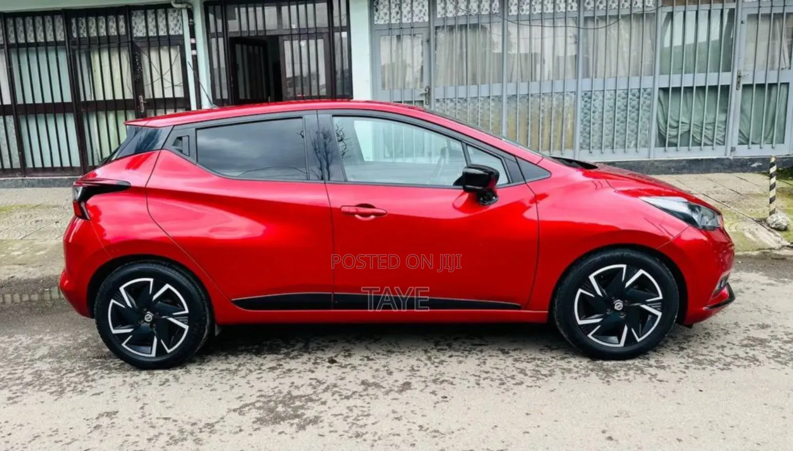 Nissan Micra 2021 Red