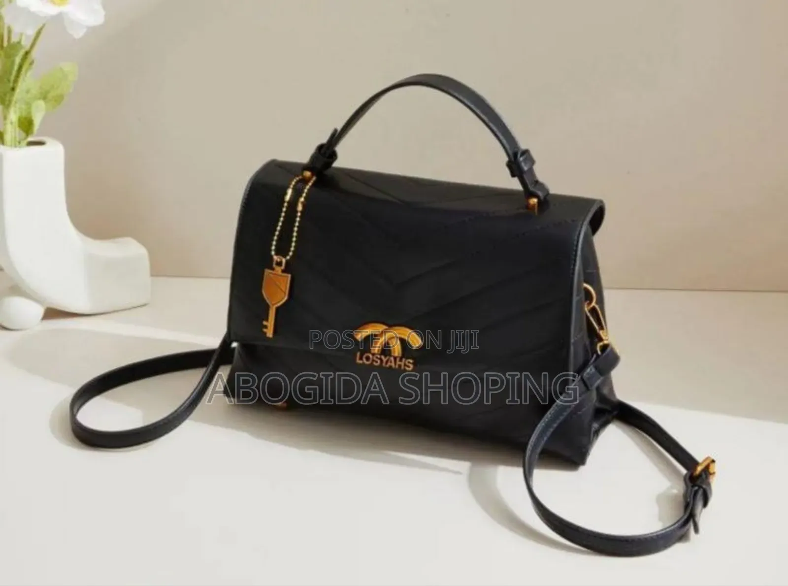  Lexury Brand New Bag Available in Our Store