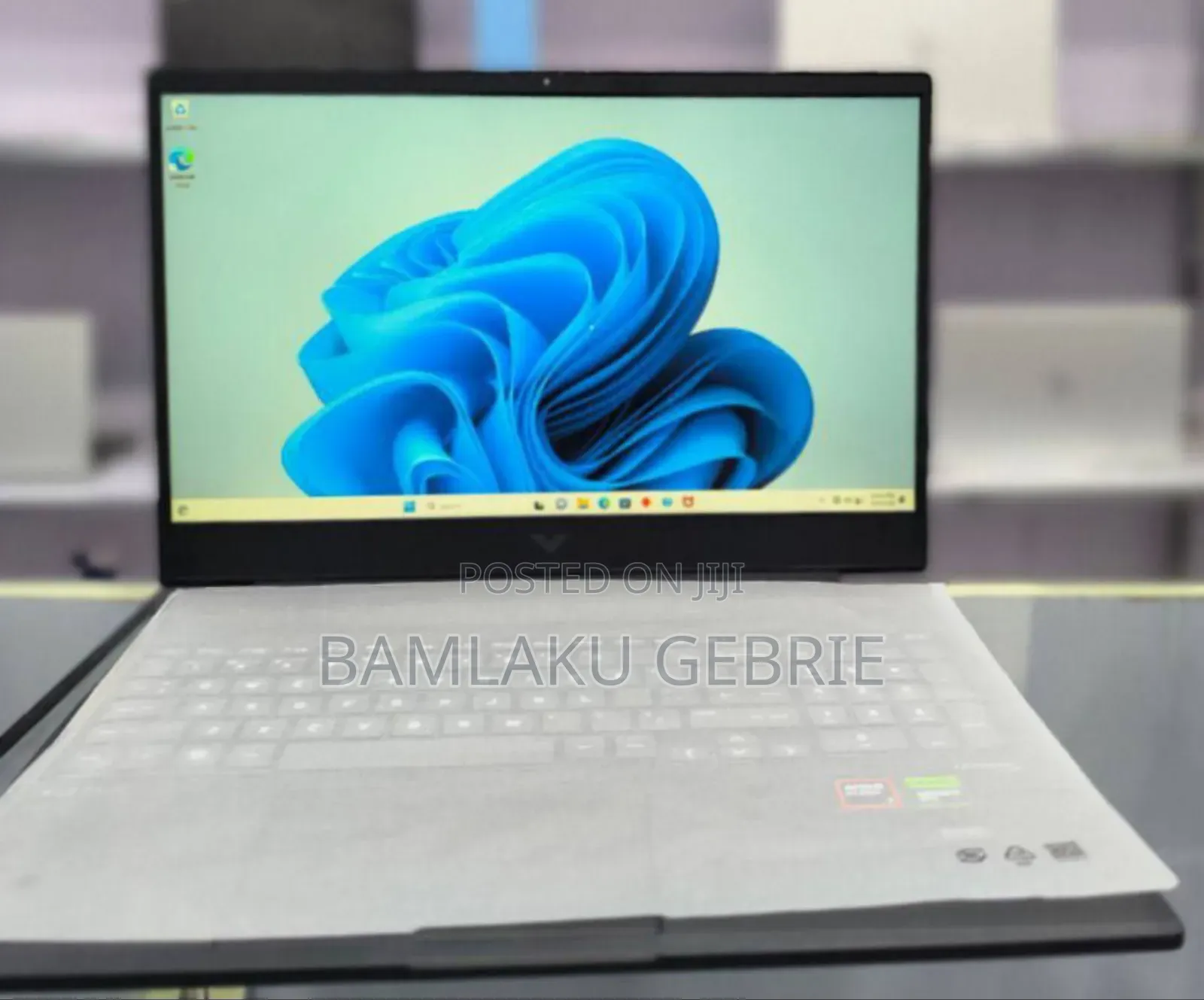 New Laptop HP Victus 16 16GB AMD Ryzen 7 SSD 512GB
