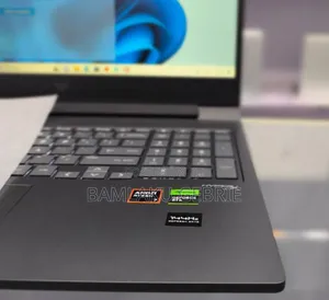 New Laptop HP Victus 16 16GB AMD Ryzen 7 SSD 512GB
