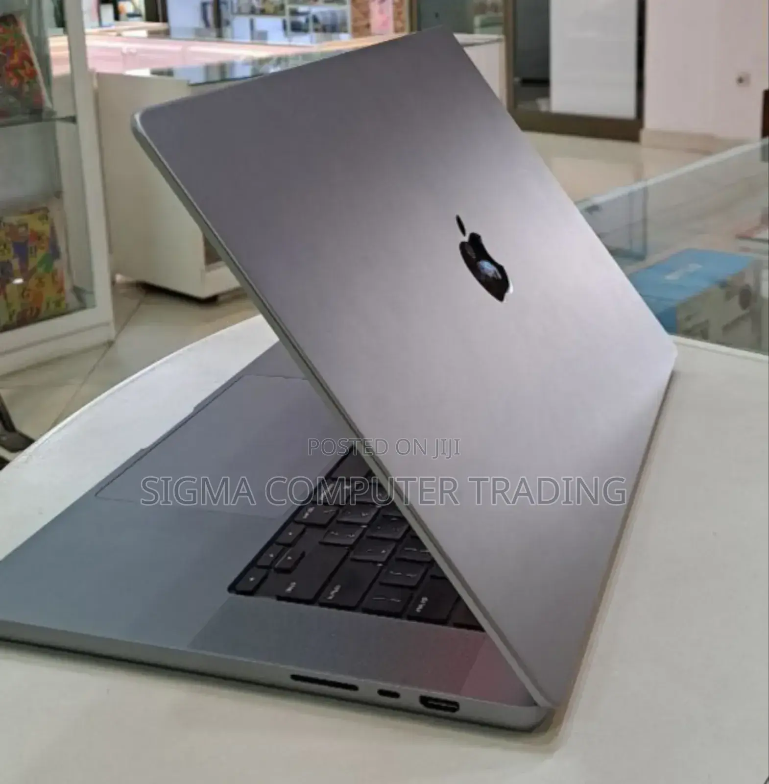 New Apple MacBook Pro 2023 M2 Pro 16-Inch 32GB Apple M2 SSD 512GB