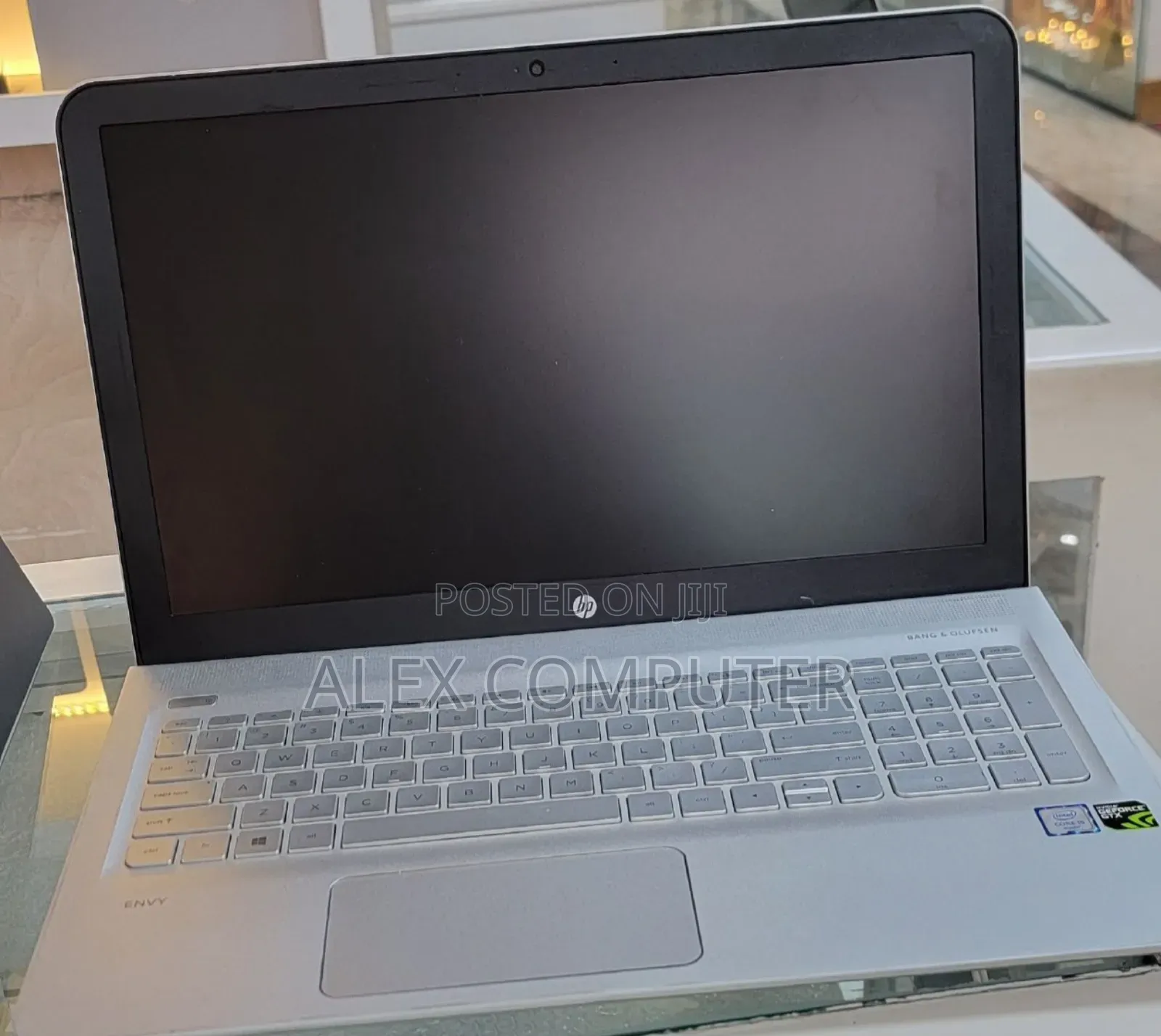 New Laptop HP Envy 15 8GB Intel Core i5 HDD+SSD 1T