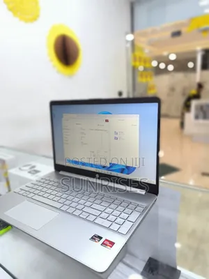 New Laptop HP Stream Notebook 8GB AMD Ryzen 5 SSD 512GB