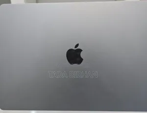 New Laptop Apple MacBook Pro 2022 M2 8GB Apple M2 SSD 256GB