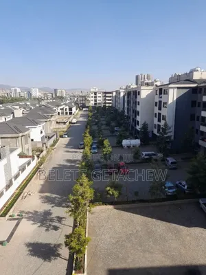 5bdrm House in Ayat, G+1, Bole for sale