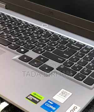 Photo - New Laptop Lenovo ThinkPad Yoga 16GB Intel Core I5 SSD 512GB