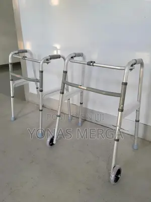 Photo - Walker for Patients|፸፮waker፰፺walker$፭walker¿፱walker
