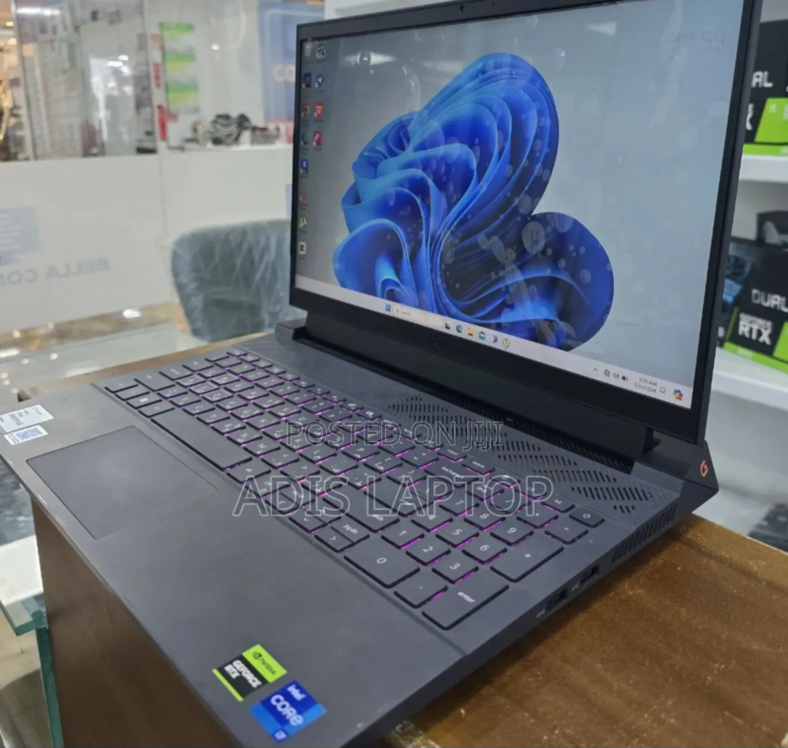 New Laptop Dell G15 5535 16GB Intel Core I7 SSD 512GB