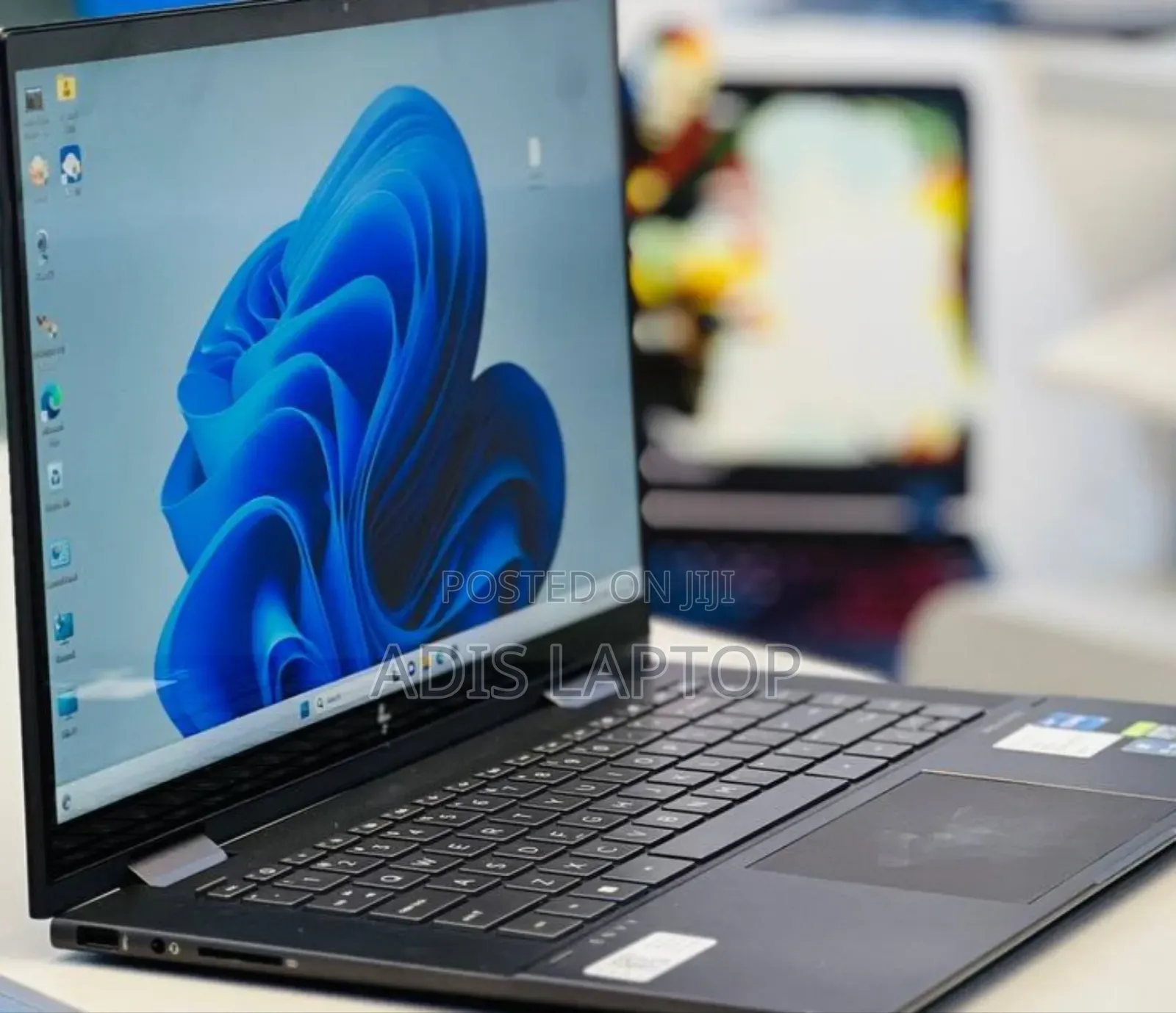 New Laptop HP Envy X360 16GB Intel Core I7 SSD 1T