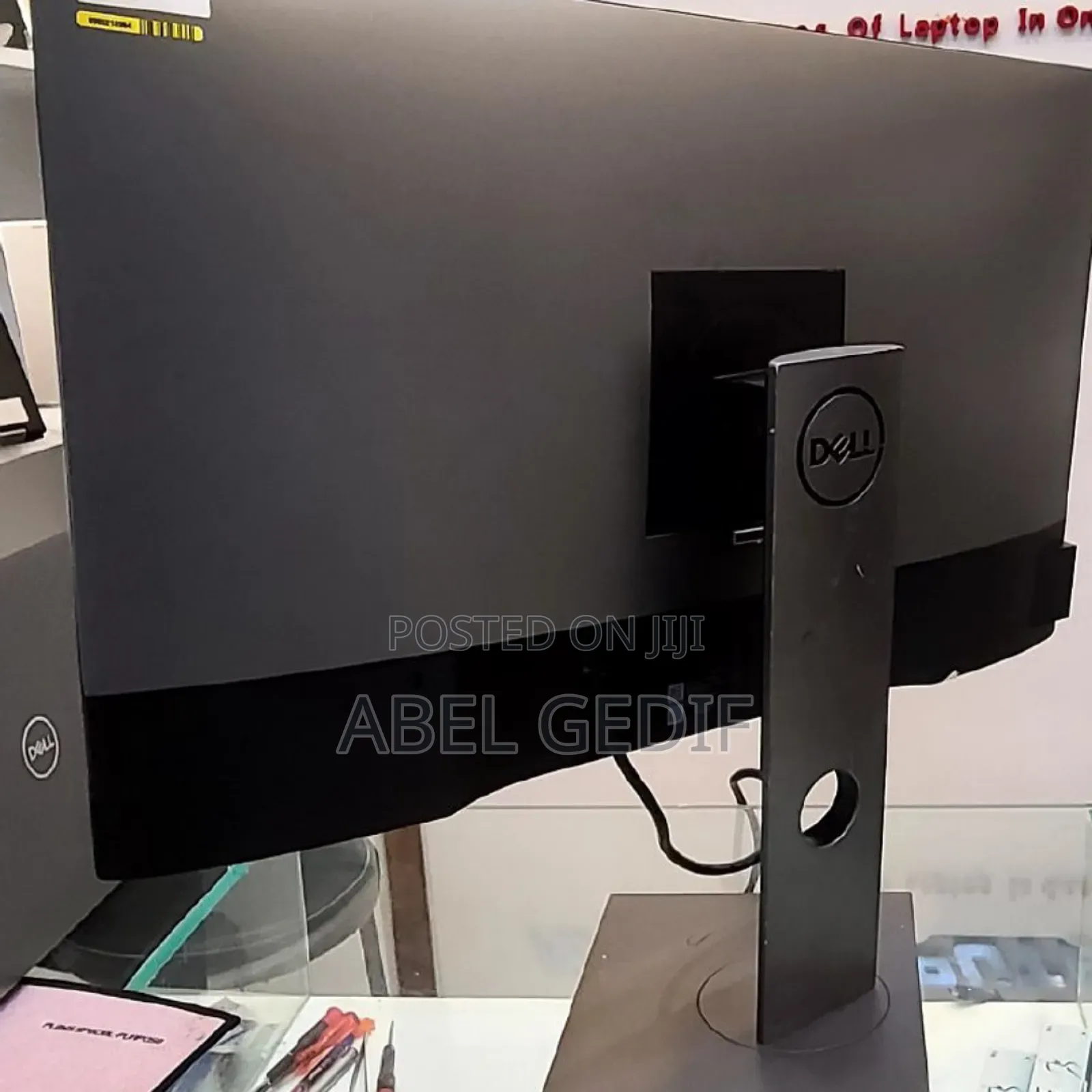 Dell 27 Inch Framless Monitor