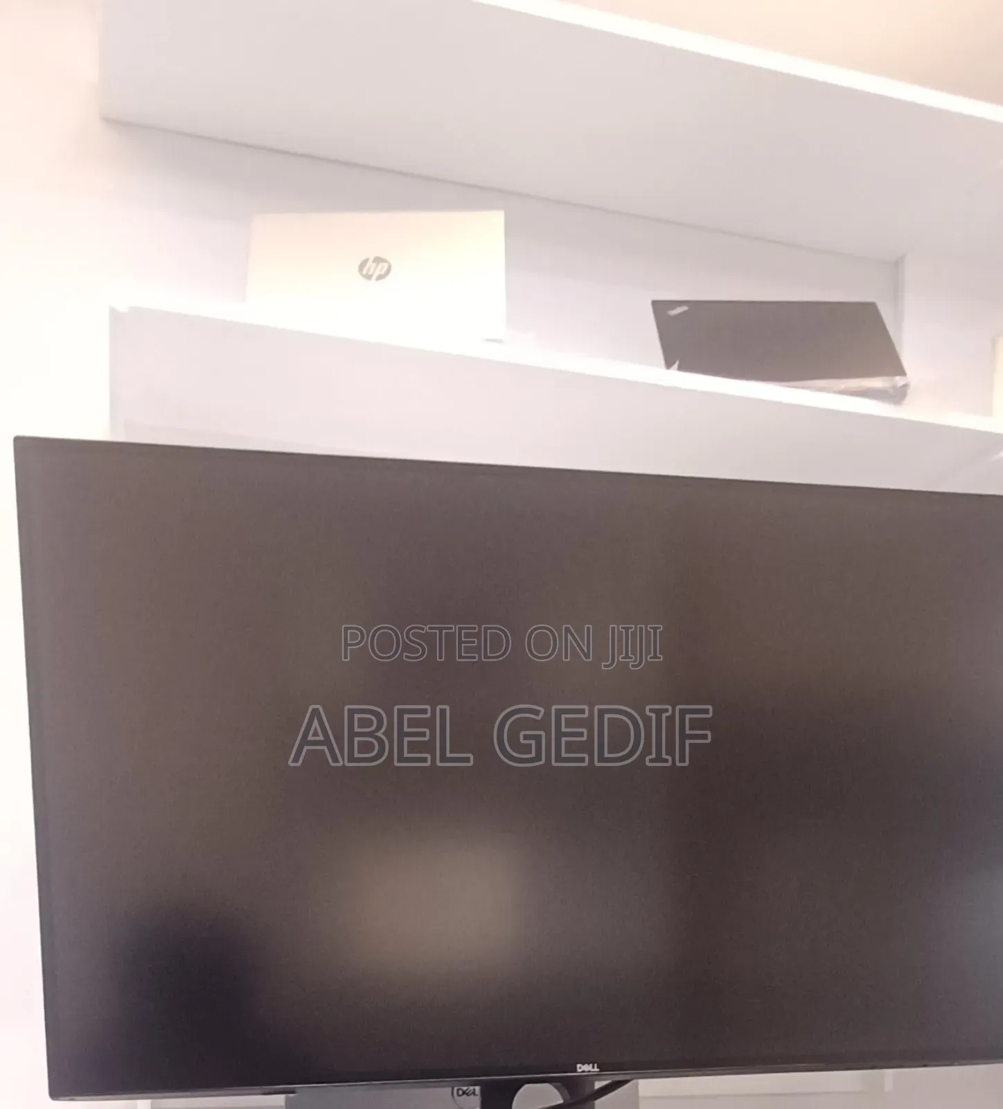 27 Inch Fremless Monitor