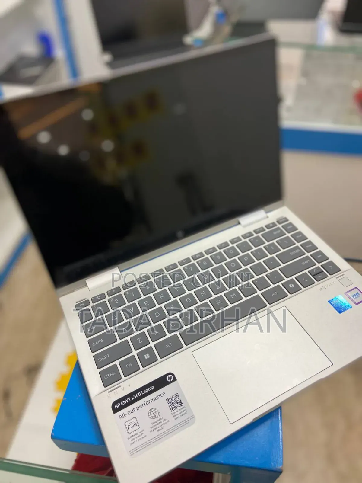 New Laptop HP Envy X360 16GB Intel Core I7 SSD 1T