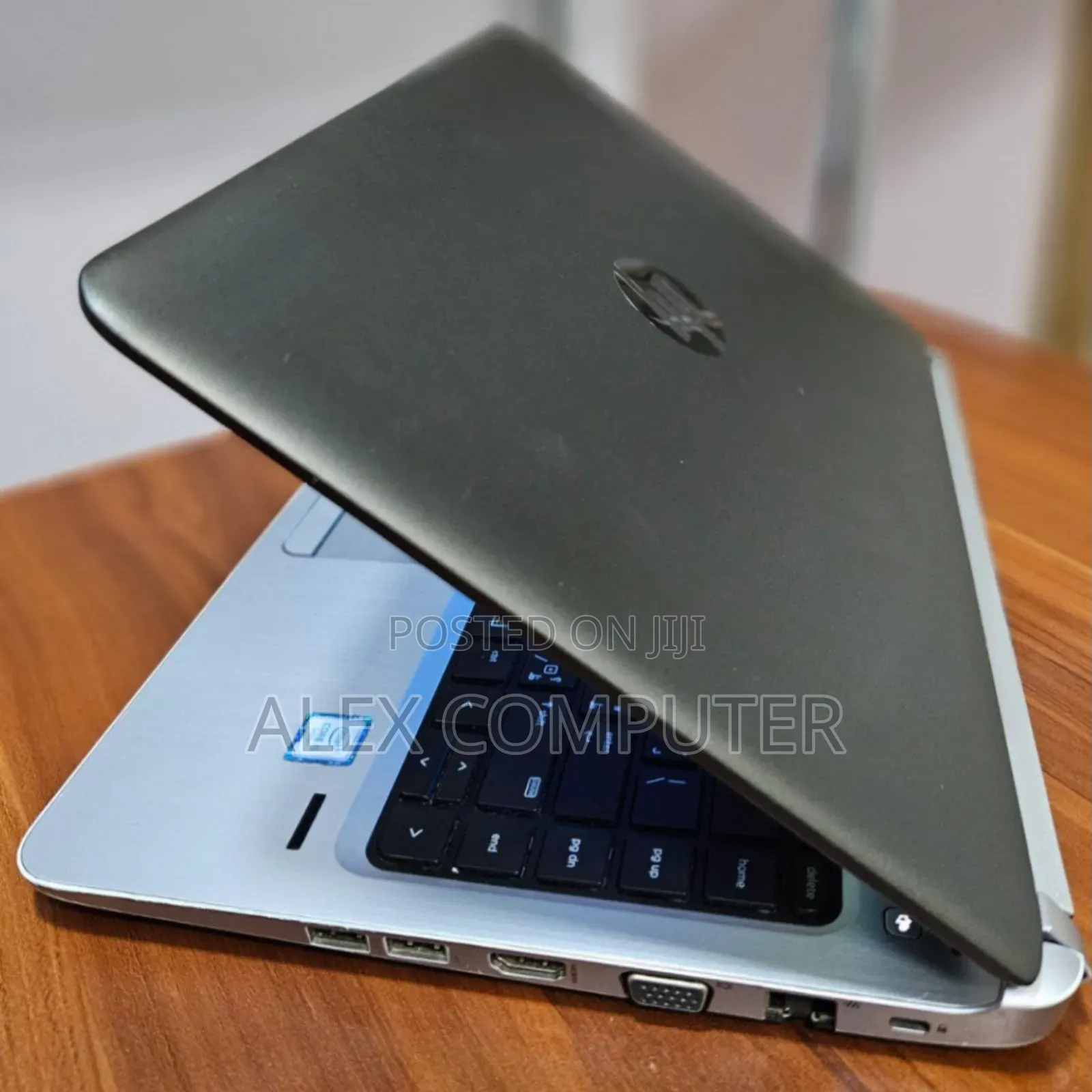 New Laptop HP 430 G3 8GB Intel Core I5 SSD 500GB