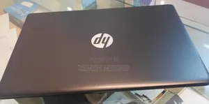 New Laptop HP Stream Notebook 4GB Intel Xeon HDD 500GB
